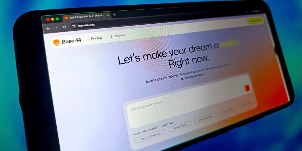 A Founder Warns Vibecoding Tools Are Easy to Copy and Risky